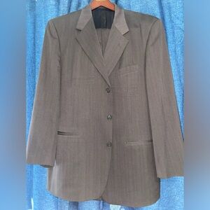 Pierre Cardin Men’s Suit
